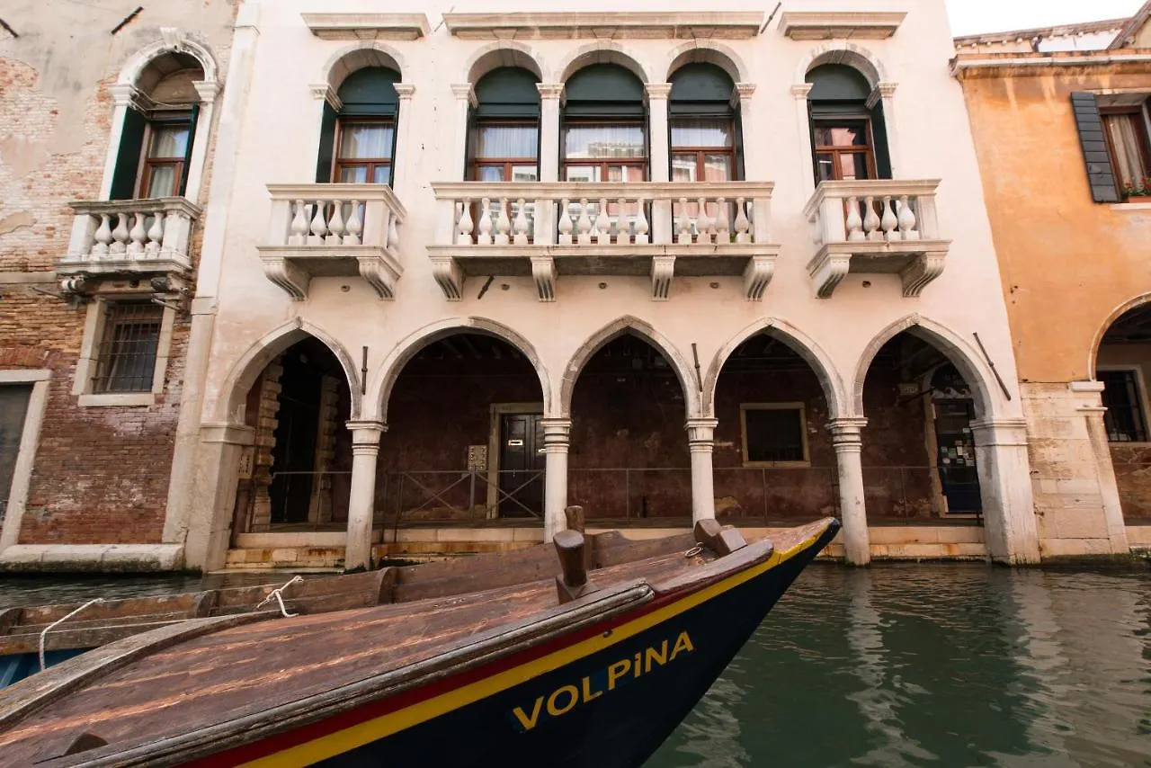 B&B Ca Del Poeta Venice 0*,  Italy