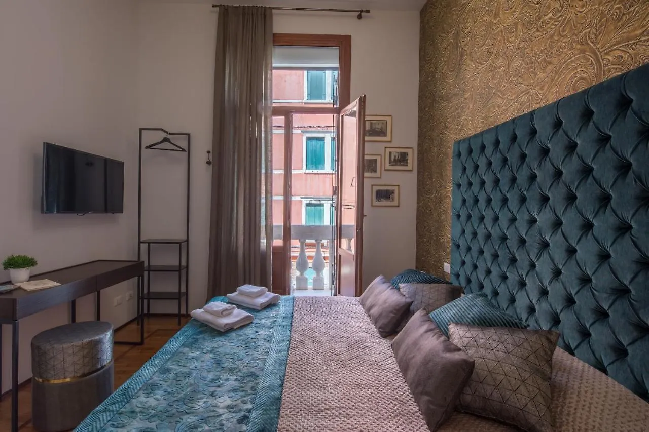 Bed & Breakfast B&B Ca Del Poeta Venice Italy