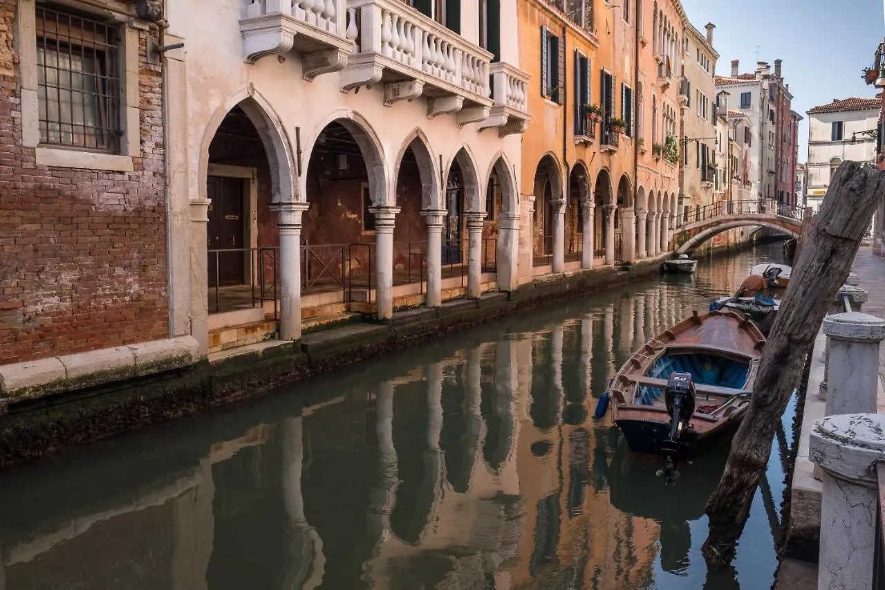 Bed & Breakfast B&B Ca Del Poeta Venice